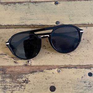 EXPRESS BRAND BLACK GOLD RETRO ROUND SUNGLASSES OS 90s Y2K NWOT